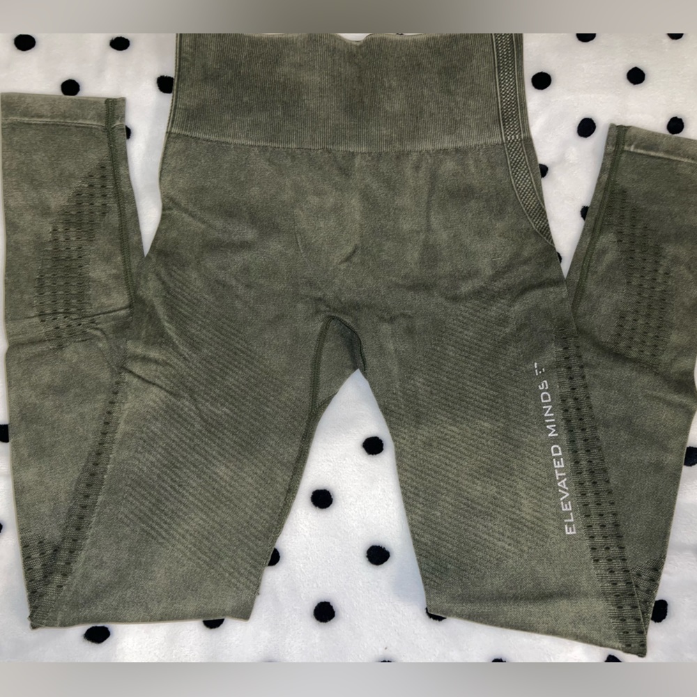 Elevated Mindset Leggings